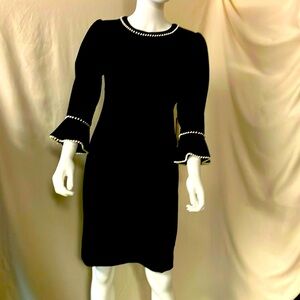 Karl Lagerfeld Paris Size 8 Black